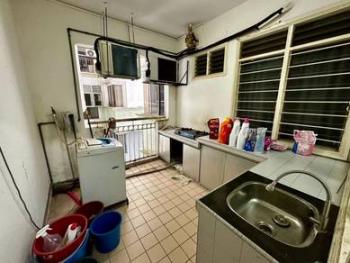 Dapur – Kondominium di Jalan University, Petaling Jaya, foto 9