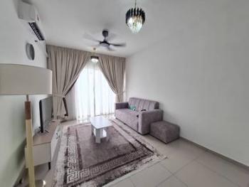 Ruang tamu & makan – Kondominium di Residensi Dutamas Dahlia, Segambut, foto 3