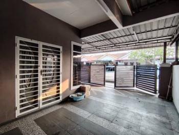 House at Taman Merak Mas, Bukit Katil, photo 3