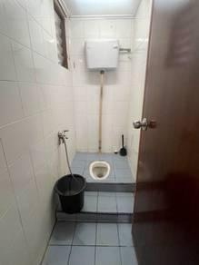 Apartmen di Teratai, Taman Bukit Subang, Section U16, Shah Alam, foto 9