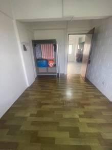Apartmen di Teratai, Taman Bukit Subang, Section U16, Shah Alam, foto 10