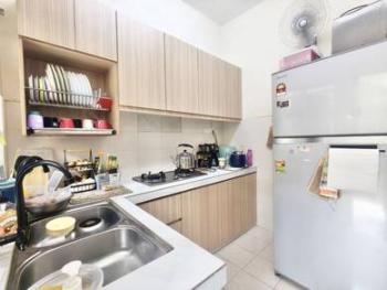 Kitchen – Townhouse at Pristana 5, Saujana Utama, photo 8