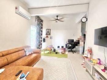 Living & dining – Townhouse at Pristana 5, Saujana Utama, photo 5