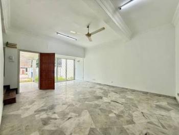 客厅/饭厅 – USJ 14, Subang Jaya的房屋，照片7