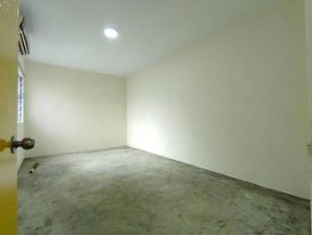 Flat at PKNS Seksyen 8, Shah Alam, photo 6