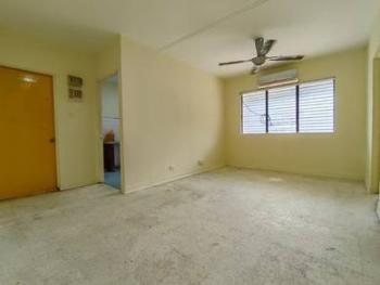 Flat at PKNS Seksyen 8, Shah Alam, photo 4