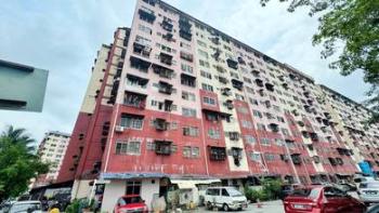 Flat at DESA MENTARI (BLOK 1), Petaling Jaya, photo 1