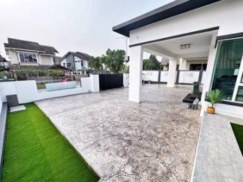 Bungalow at Jalan Seri Putra 9, Bangi, photo 6