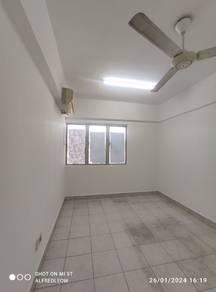 Bedroom – Apartment at Pelangi Damansara, Bandar Utama, photo 8