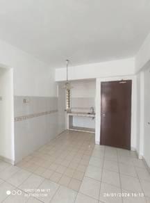 Kitchen – Apartment at Pelangi Damansara, Bandar Utama, photo 1