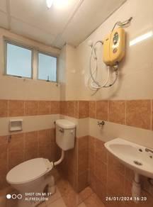 Bathroom – Apartment at Pelangi Damansara, Bandar Utama, photo 5