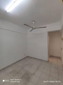 Bedroom – Apartment at Pelangi Damansara, Bandar Utama, photo 7