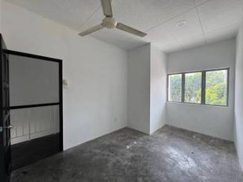 Taman Jati Batu 17, Rawang的房屋，照片7