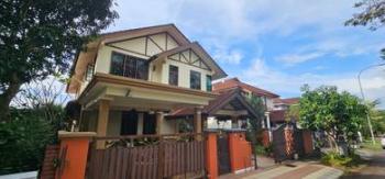 Bungalow at Laman Kemboja, Nilai, photo 5