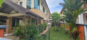 Bungalow at Laman Kemboja, Nilai, photo 9