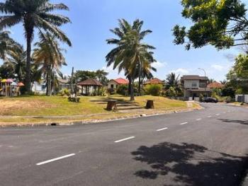 Bungalow at Kota Seriemas, Nilai, photo 2