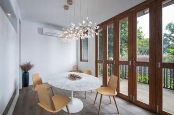 Rumah di Jalan Bunga Cempa Putih, Tanjung Bungah, foto 1