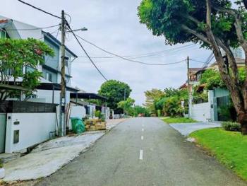 Rumah di Jalan Bunga Cempa Putih, Tanjung Bungah, foto 6