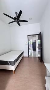 Rumah Bandar di Taman Tropika 2, Kajang, foto 7