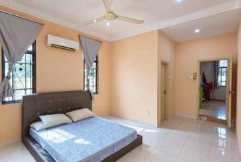 Bungalow at Taman Tasik Utama, Ayer Keroh, photo 9