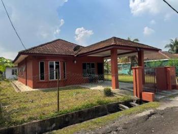 Bungalow at Taman Riveria Perdana, Klang, photo 3