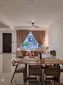 Ruang tamu & makan – Rumah di Desa Palma, Johor Bahru, foto 4