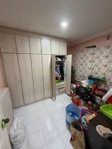 Bungalow at Taman Anggerik Villa, Kajang, photo 4