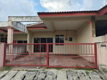 House at Taman Seri Emas Jaya 2, Kuala Kangsar, photo 1