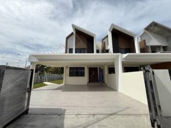 House at Jalan Sepanggar, Kota Kinabalu, photo 1
