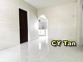 Flat at Jalan Tengah, Bayan Baru, photo 4