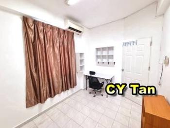 Bedroom – Apartment at Pangsapuri Desa Permai Indah, Sungai Dua, photo 6