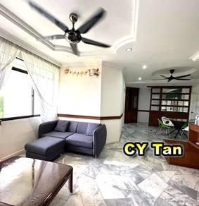 Apartment at Lavinia Apartments, Sungai Nibong, photo 1