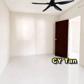 Flat at Jalan Tengah, Bayan Baru, photo 5