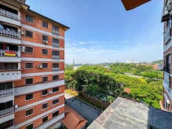 Condominium at EVERGREEN PARK ACORN & HAZEL, Kajang, photo 1