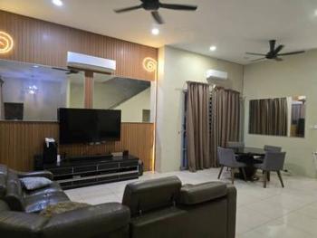 Villa Mutiara Indah, Simpang Ampat的房屋，照片1
