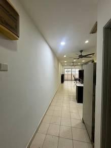 Apartment at Jalan Kasturi, Taman Bukit Serdang, Seri Kembangan, photo 2