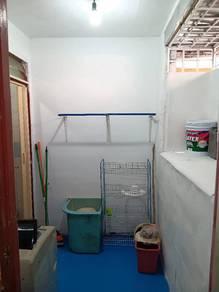 阳台 – Flat PKNS Seksyen 7, Shah Alam的组屋，照片6