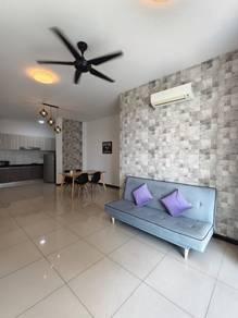 客厅/饭厅 – Molek Regency, Johor Bahru的共管公寓，照片5