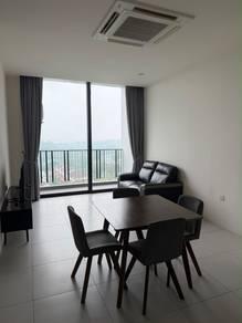 Ruang tamu & makan – Apartmen di The Podium, Kuching, foto 1