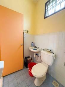 Rumah di Jalan Tiong, Kulai, foto 8