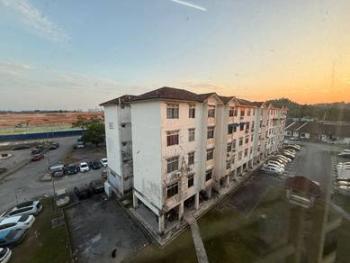 Pangsapuri di Jalan Indah 23/1, Iskandar Puteri, foto 1