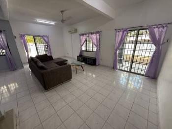 House at Jalan Kasawari, Kulai, photo 3