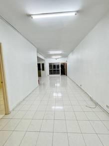 Jalan Amansiara 1/5, Selayang的联排别墅，照片2