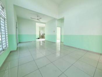 Bungalow at Taman Belimbing Setia, Durian Tunggal, photo 4