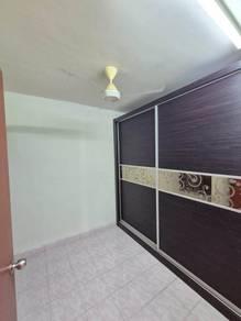 Apartmen di Pangsapuri Damai, Subang Bestari, foto 5