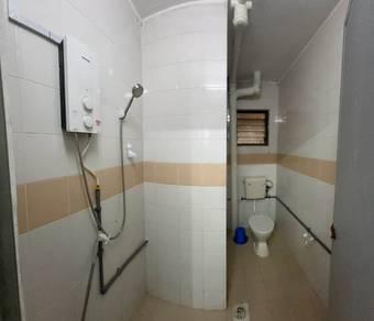Apartmen di Pangsapuri Damai, Subang Bestari, foto 8