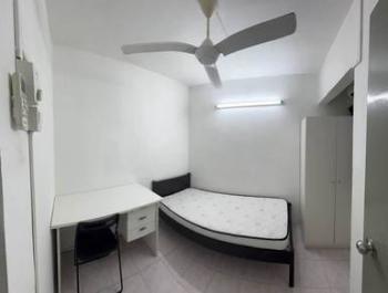 Apartmen di Pangsapuri Damai, Subang Bestari, foto 5