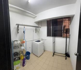 Apartmen di Pangsapuri Damai, Subang Bestari, foto 3