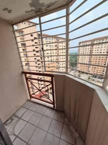 Apartmen di Pangsapuri Damai, Subang Bestari, foto 3