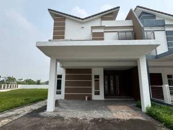 Rumah di Greenhill Residence, Seksyen U10, Shah Alam, foto 1